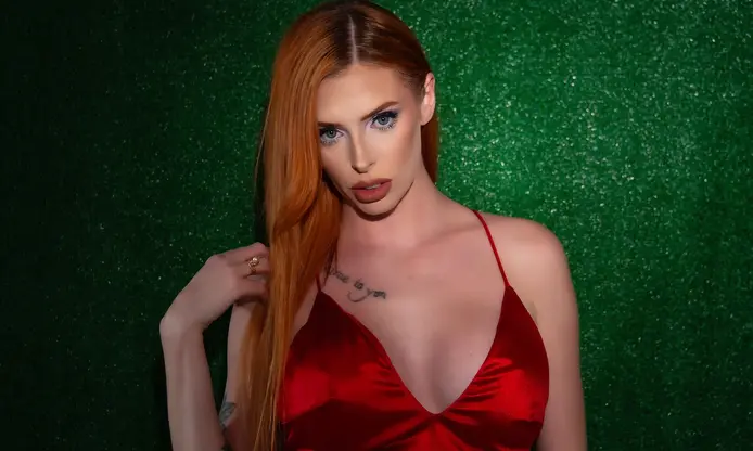 Jessica Aaren's Rise to Fame in the Adult Film Industry: A Journey of Success and Self-Discovery